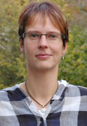 <b>Anja Hoffmann</b> knüpft Kontakte zu Jugendlichen und Familien und möchte sie <b>...</b> - Hoffmann